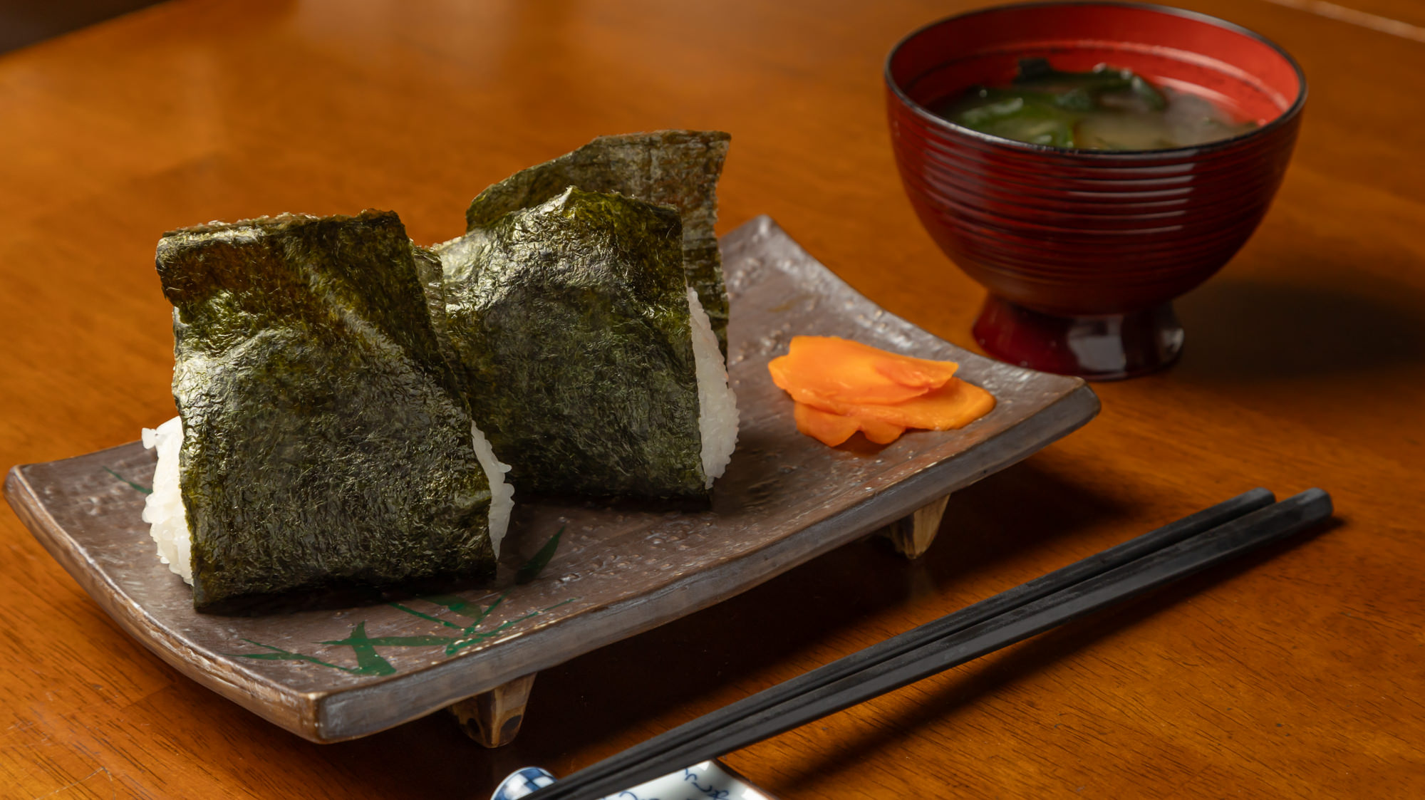 朝食 おにぎり