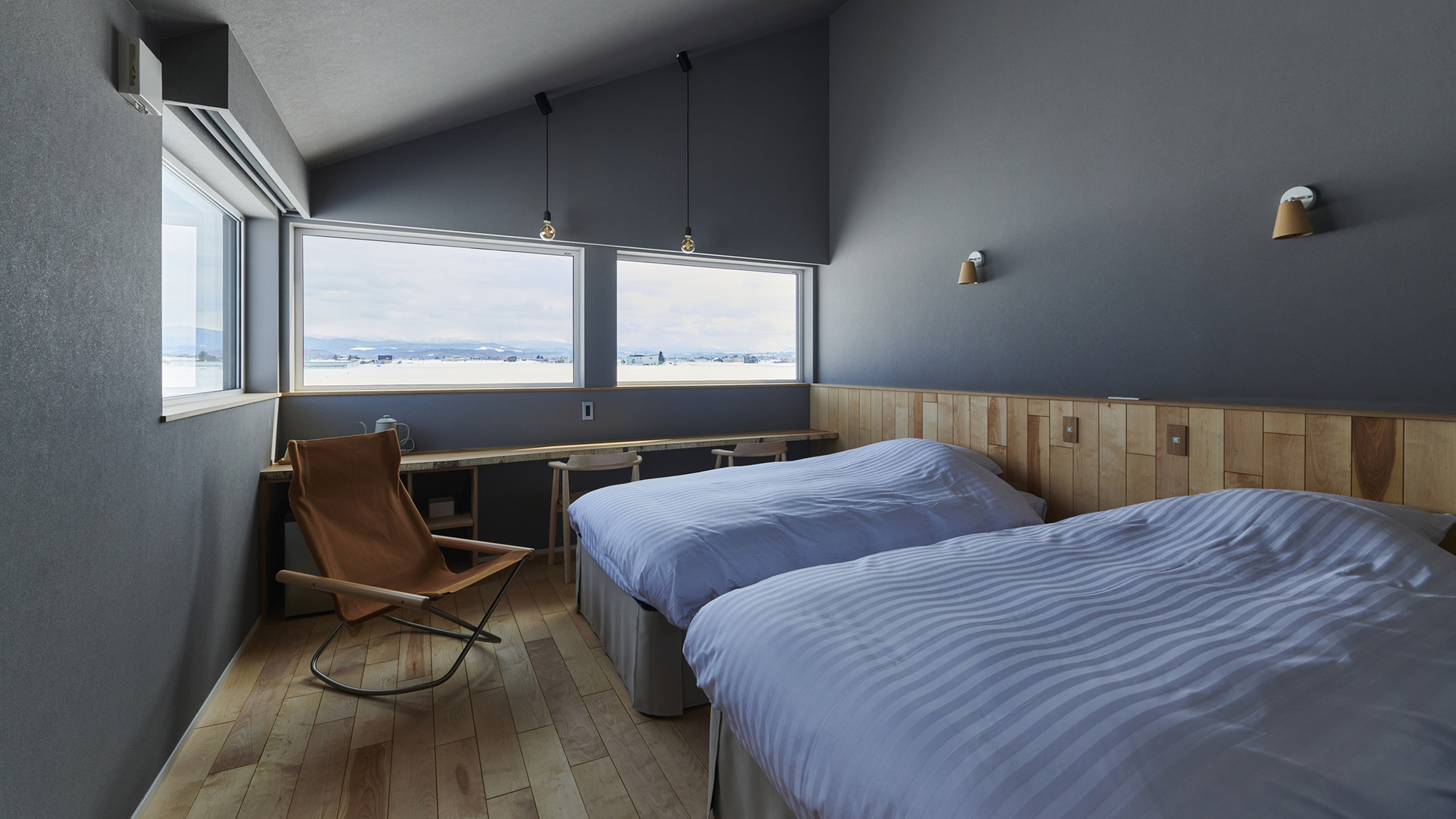 ・【お部屋】レストランの2階にあります。眺望の良さも自慢