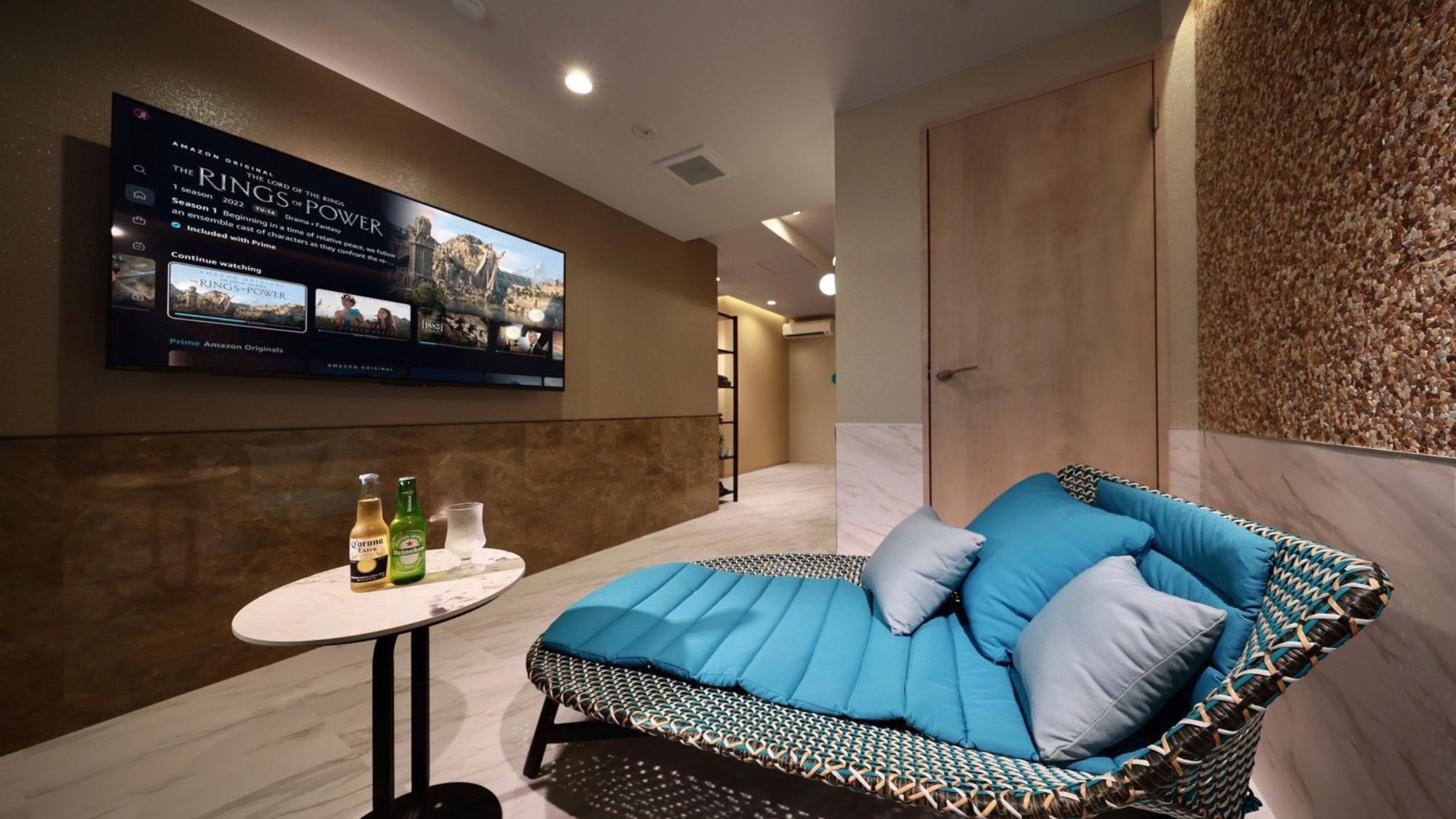 【万博で話題！】★ミライ人間洗濯機体験【OP記念価格!!】★素泊まりプラン（18：30〜20：00）