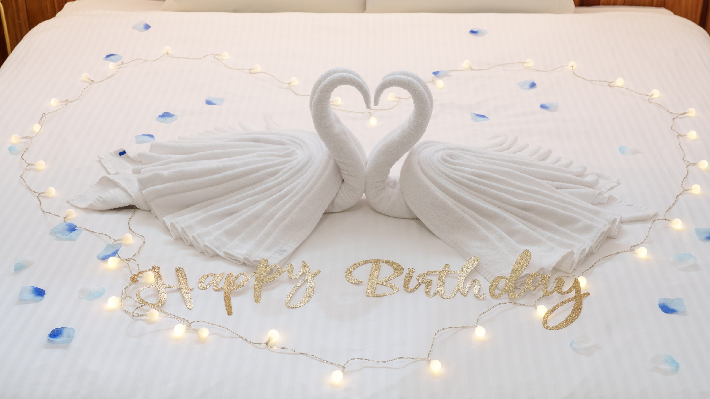【記念日・誕生日】大切な人へ贈る★タオルアート＆メッセージカード付／11時アウト（素泊まり）