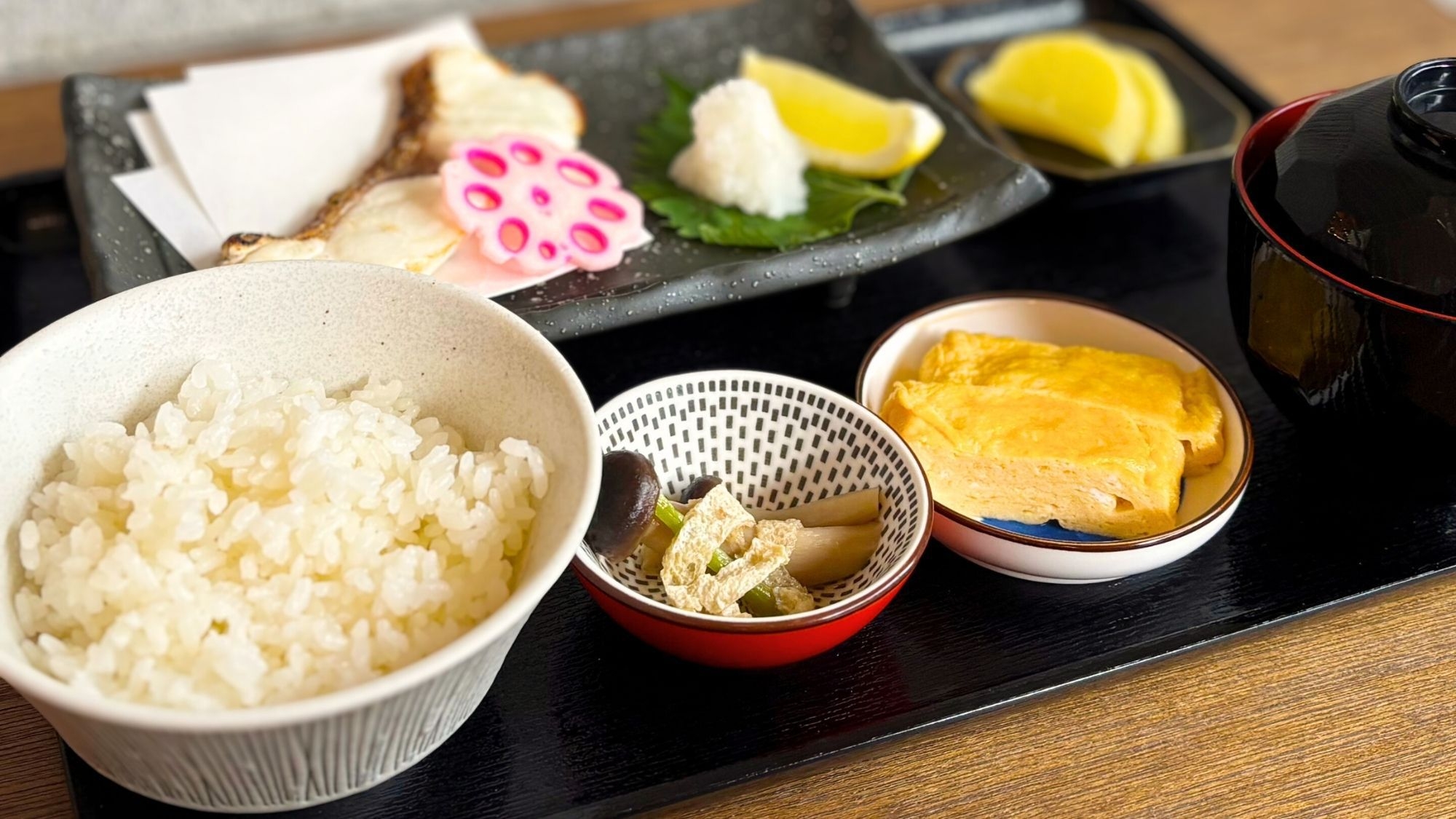 【朝食付】1階のカフェ「きみcafe」のこだわり和朝食付きプラン