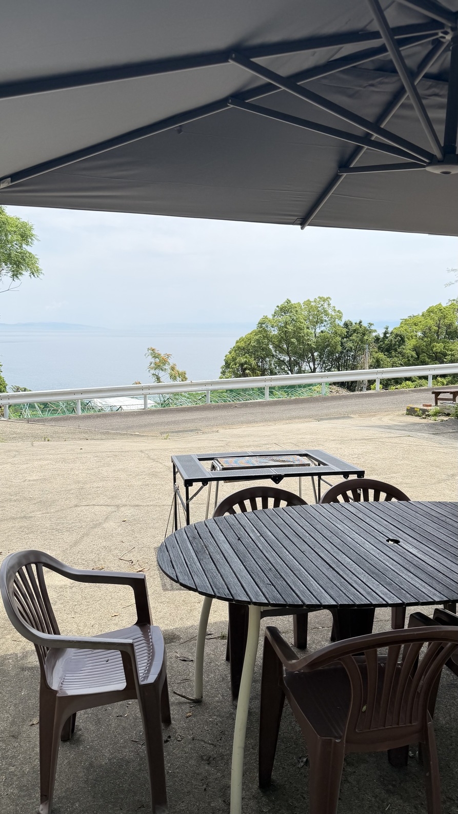 【1〜5名様予約料金プラン／一棟貸し】翌日は12時迄！高台から海を眺め、のんびりBBQ！