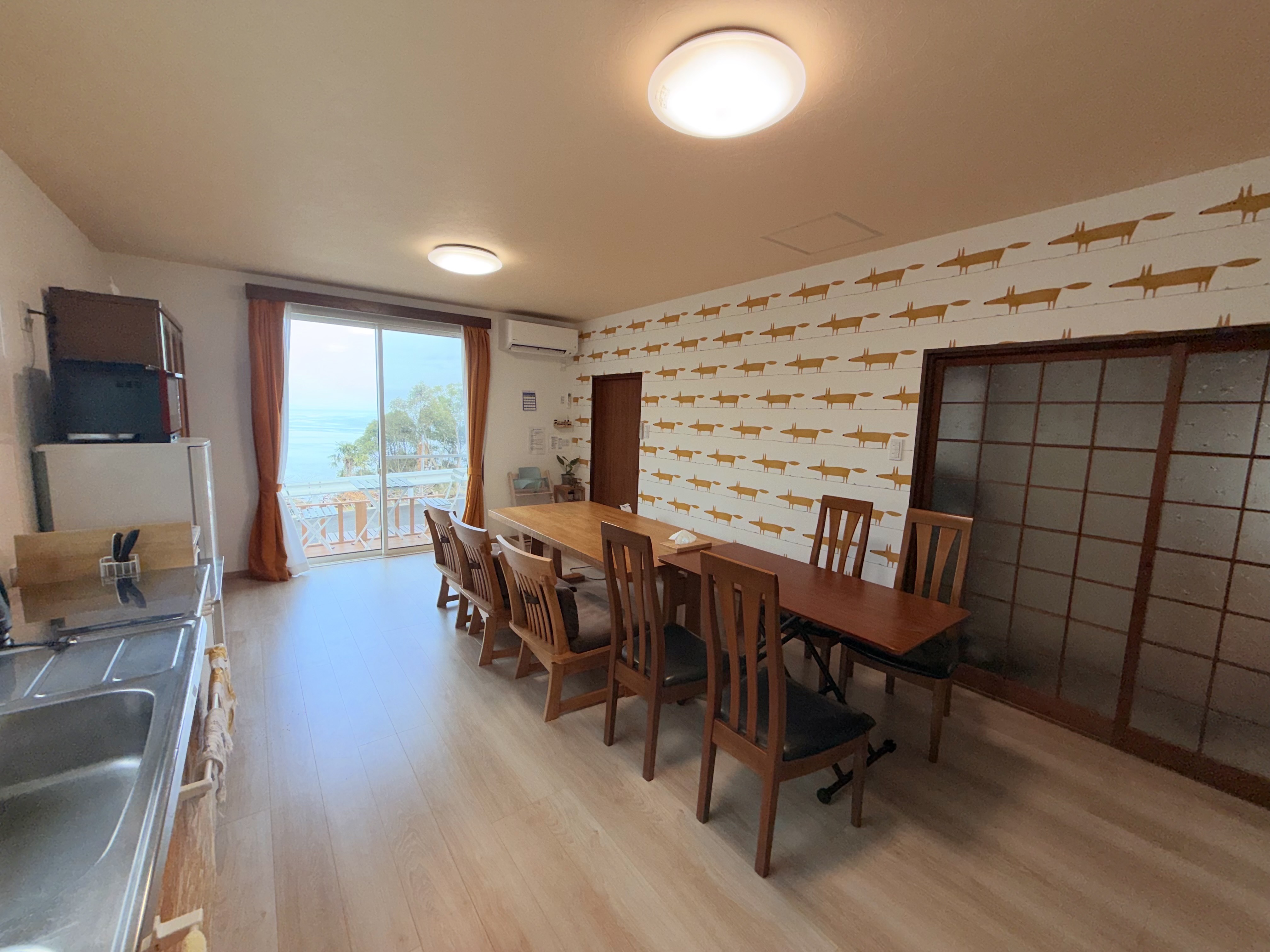 1階ダイニングキッチン