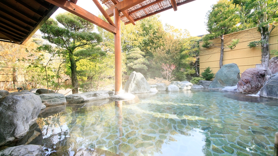 本館大浴場夢殿　二の湯　露天風呂