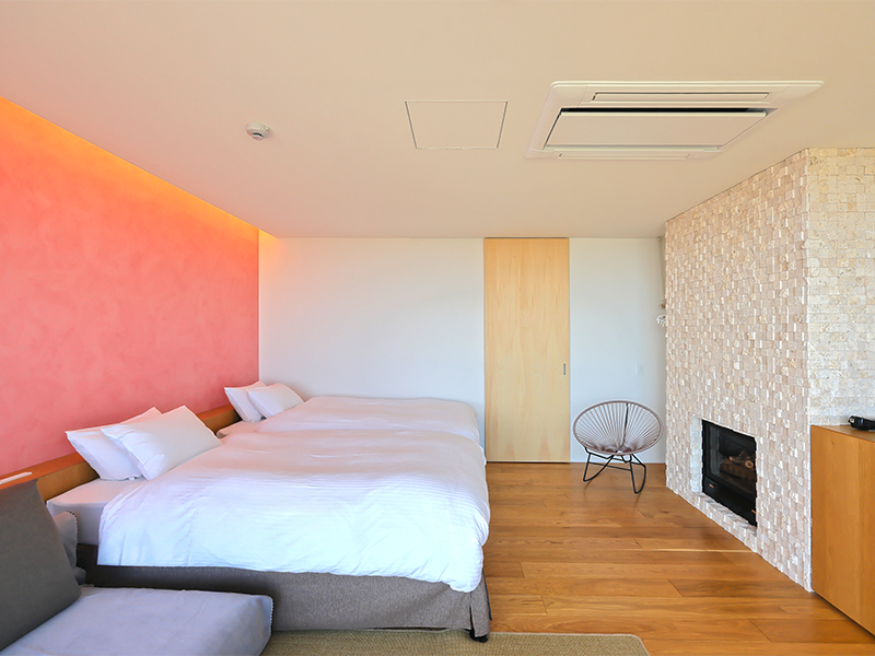 ROOM4