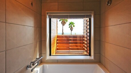 オーシャンビューバスルーム