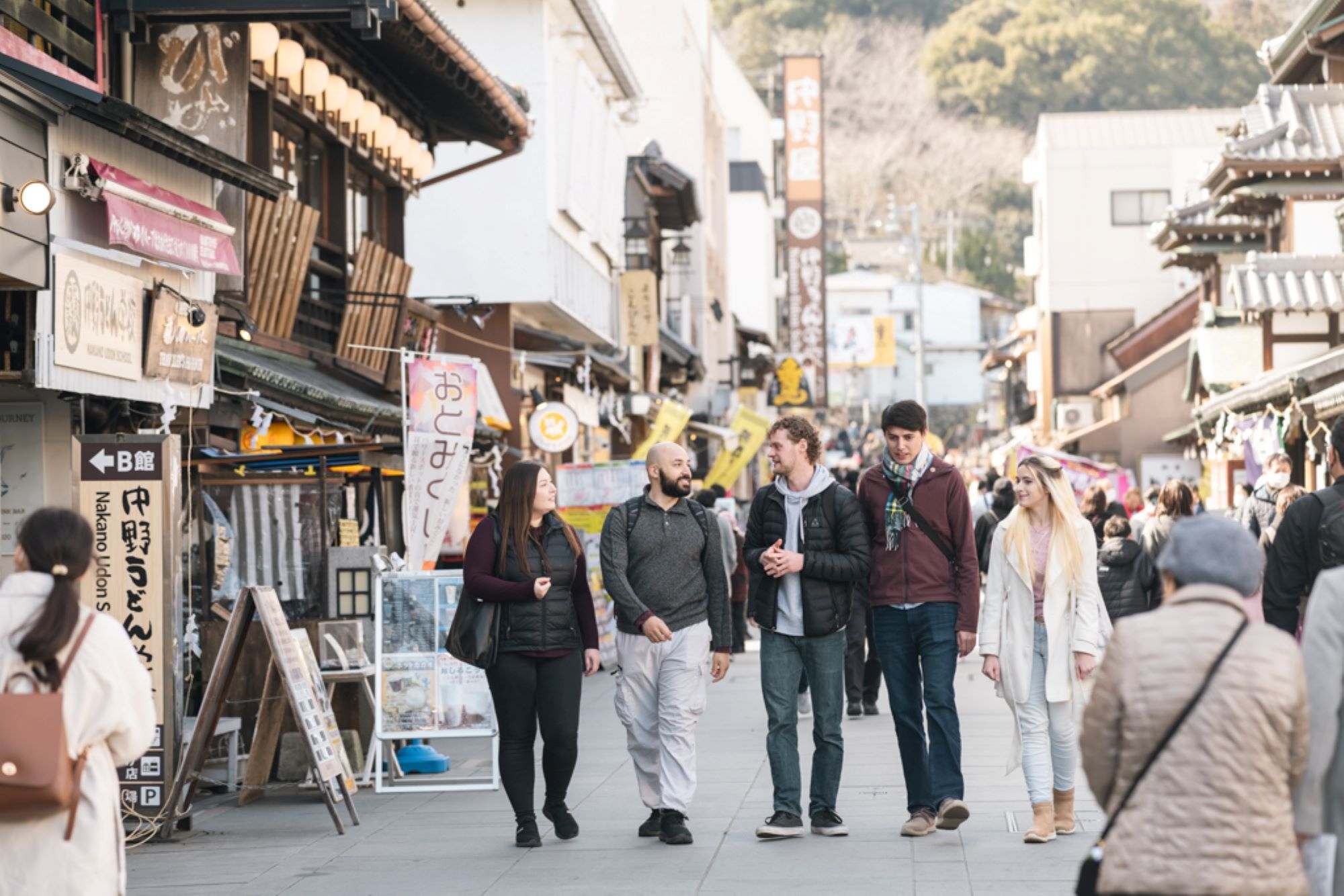 【素泊まり】泊まるだけじゃない琴平旅♪旅人とつながる、自由気ままなホステルステイ
