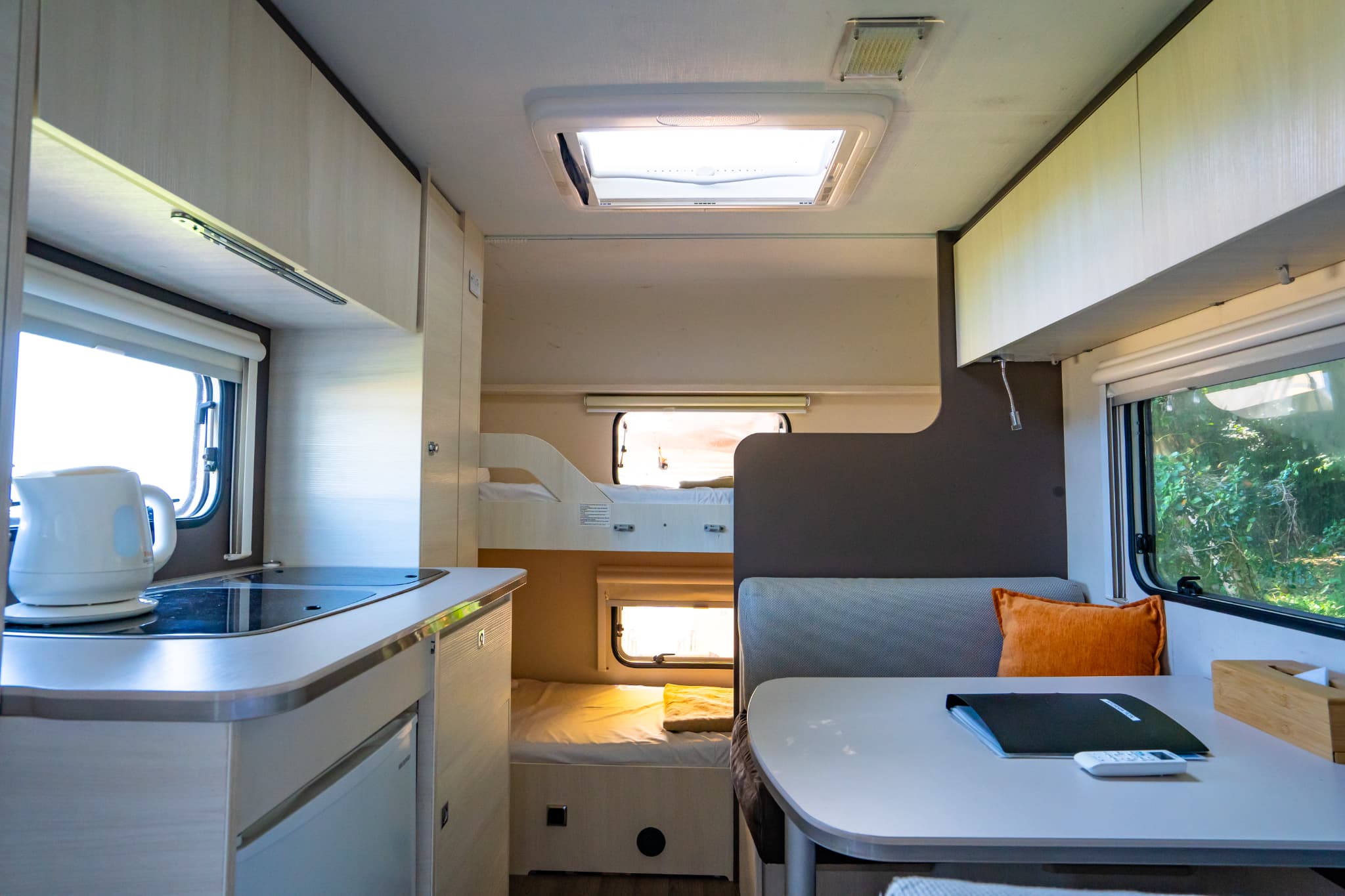 アンタレス室内１