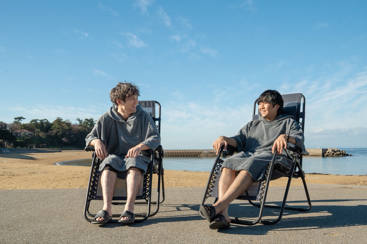 サウナ海バック