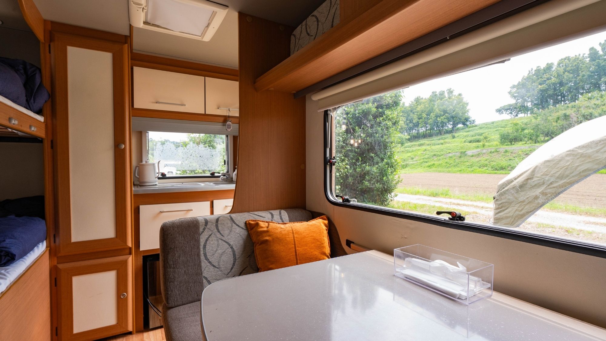 ペット可トレーラー室内