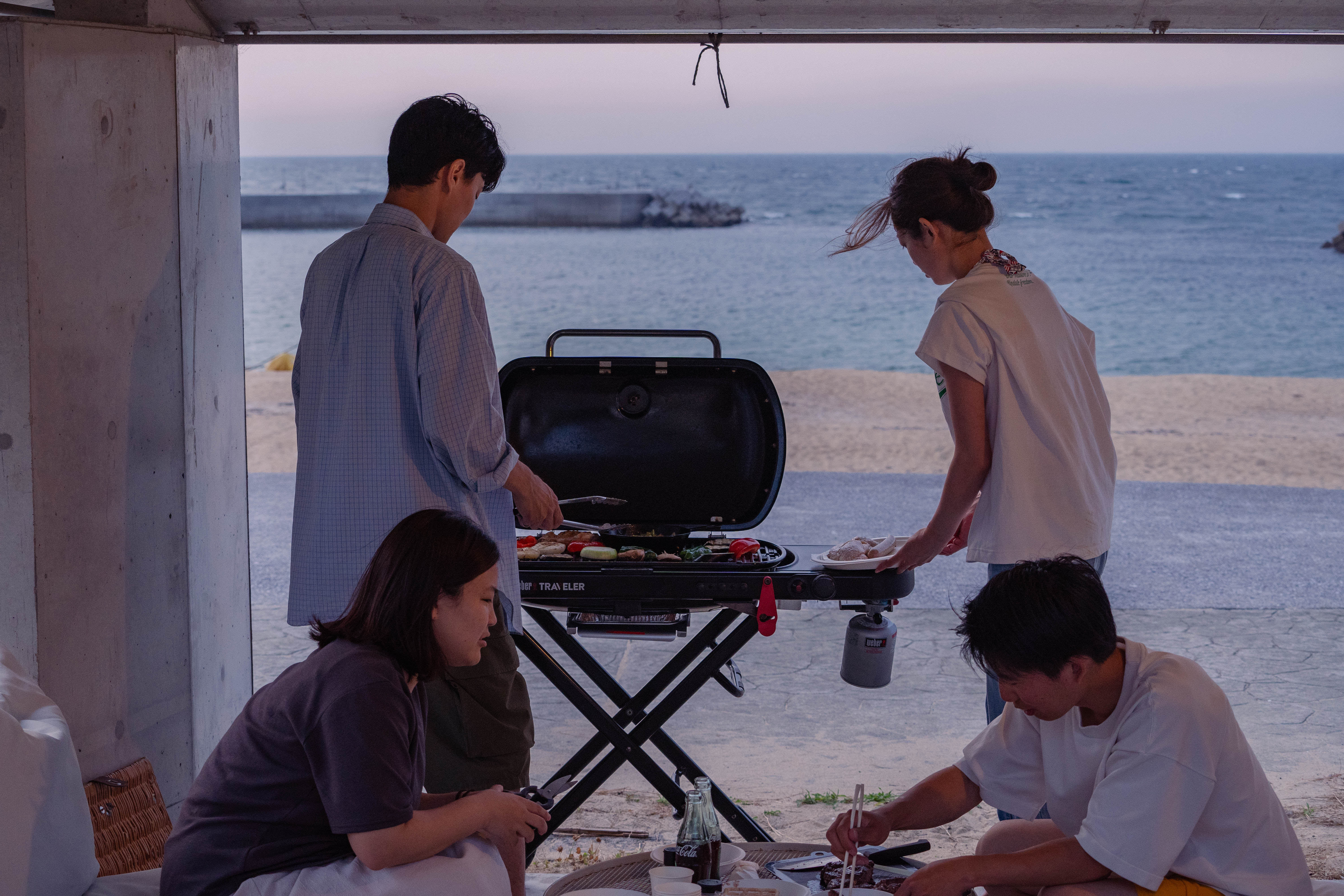海辺でBBQ