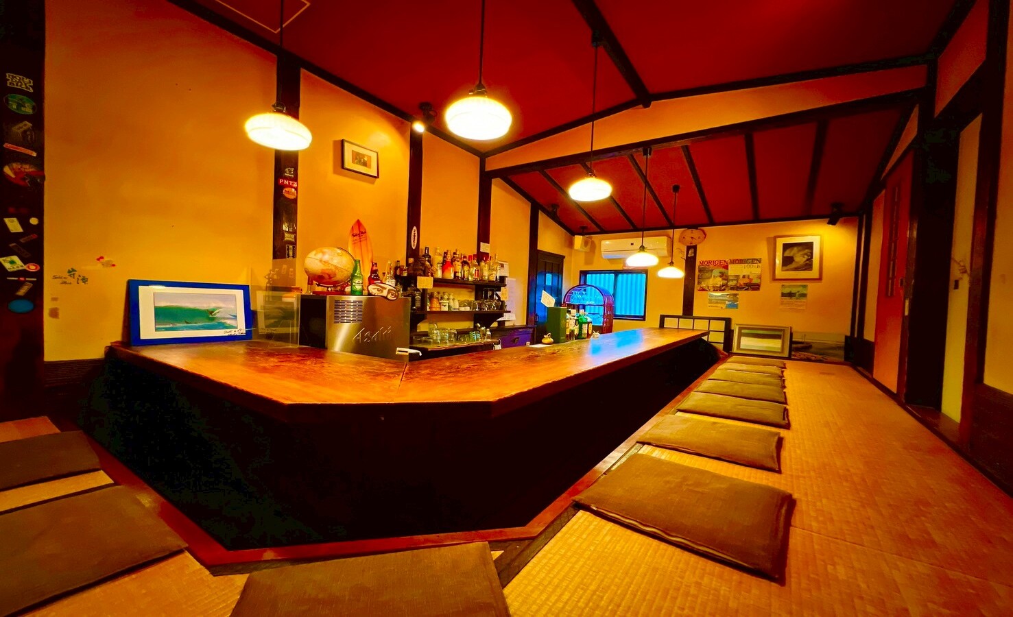 館内のお食事処「居酒屋バーPoem」