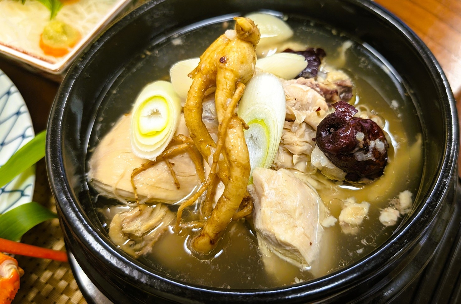 庄内【韓国料理コース】当館自慢の韓国薬膳料理（サムゲタン）を中心に韓国料理を堪能する夕べ。