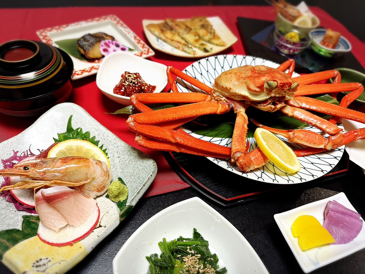 カニ：蟹と刺身