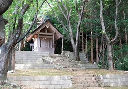 近隣の施設　出雲井神社(徒歩9分)