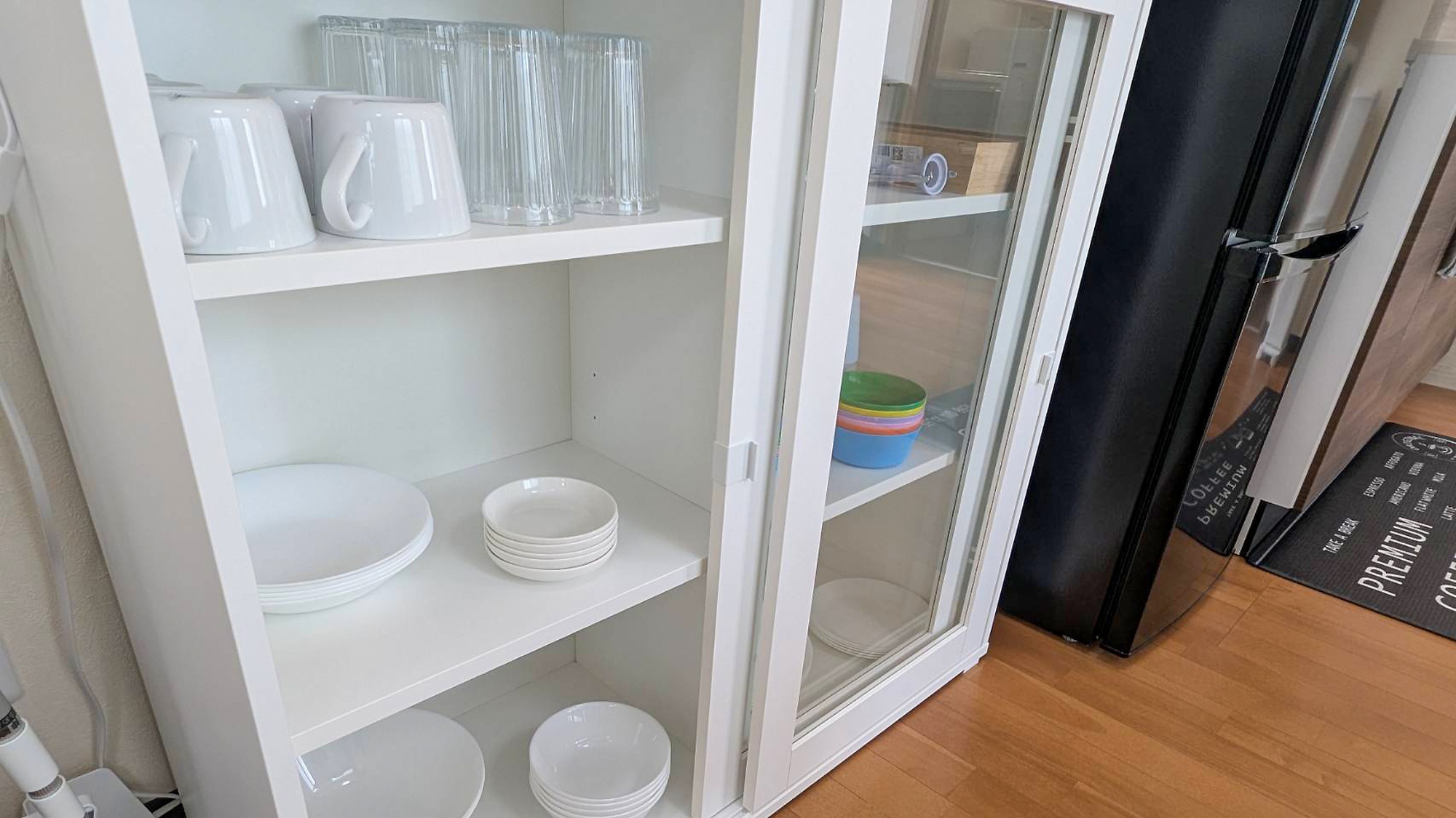 ・【GREEN Cabin】お皿やカップなど基本的な食器類を取りそろえております