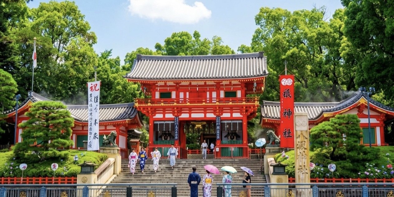 八坂神社（夏）