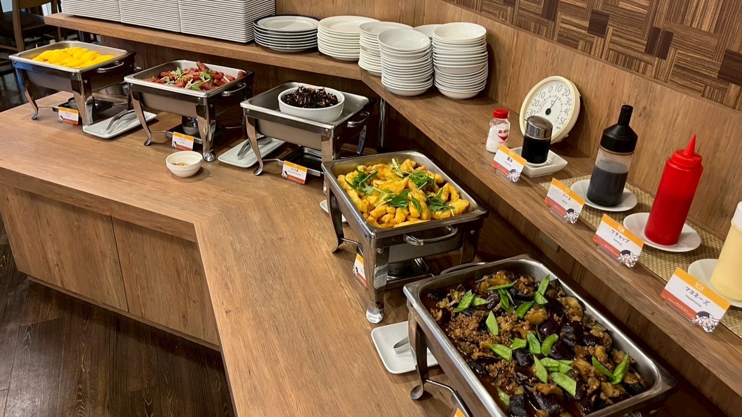 無料朝食バイキング