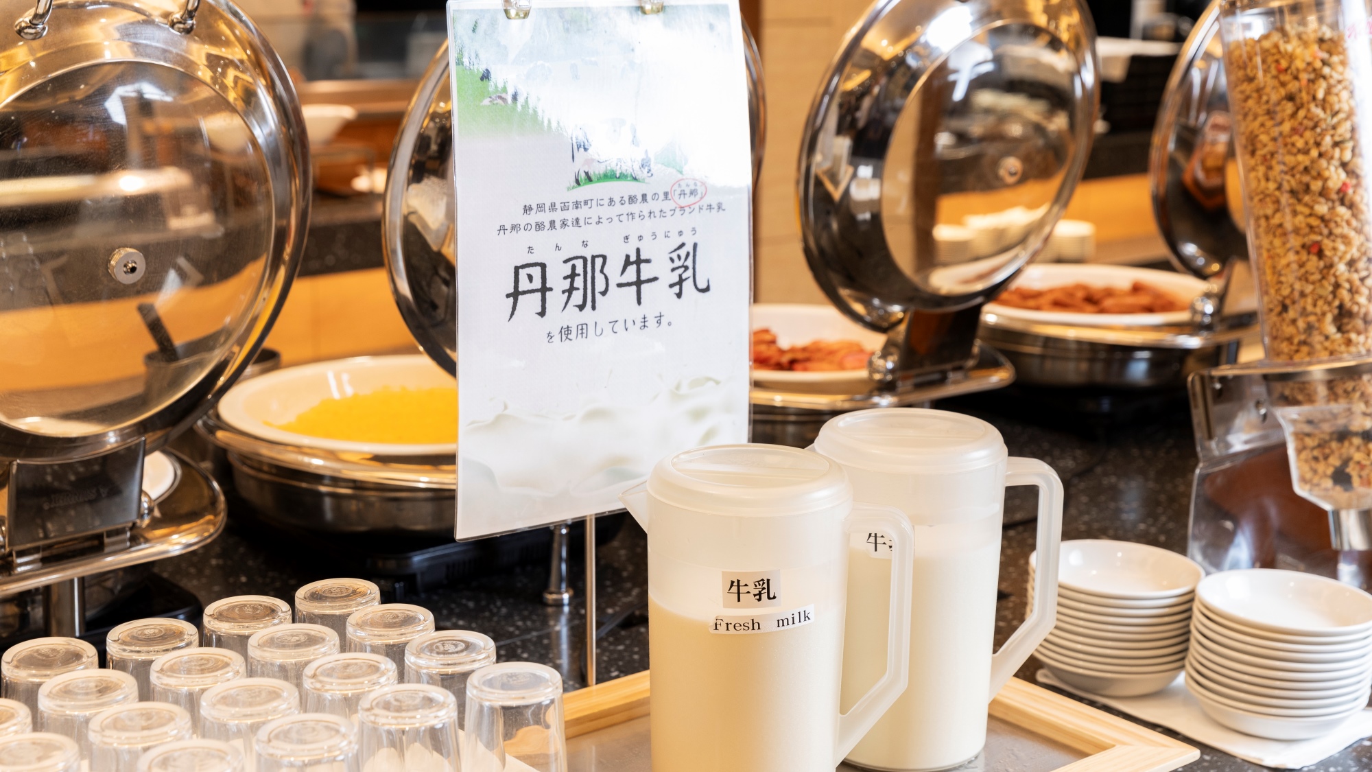 本館朝食バイキングの一例