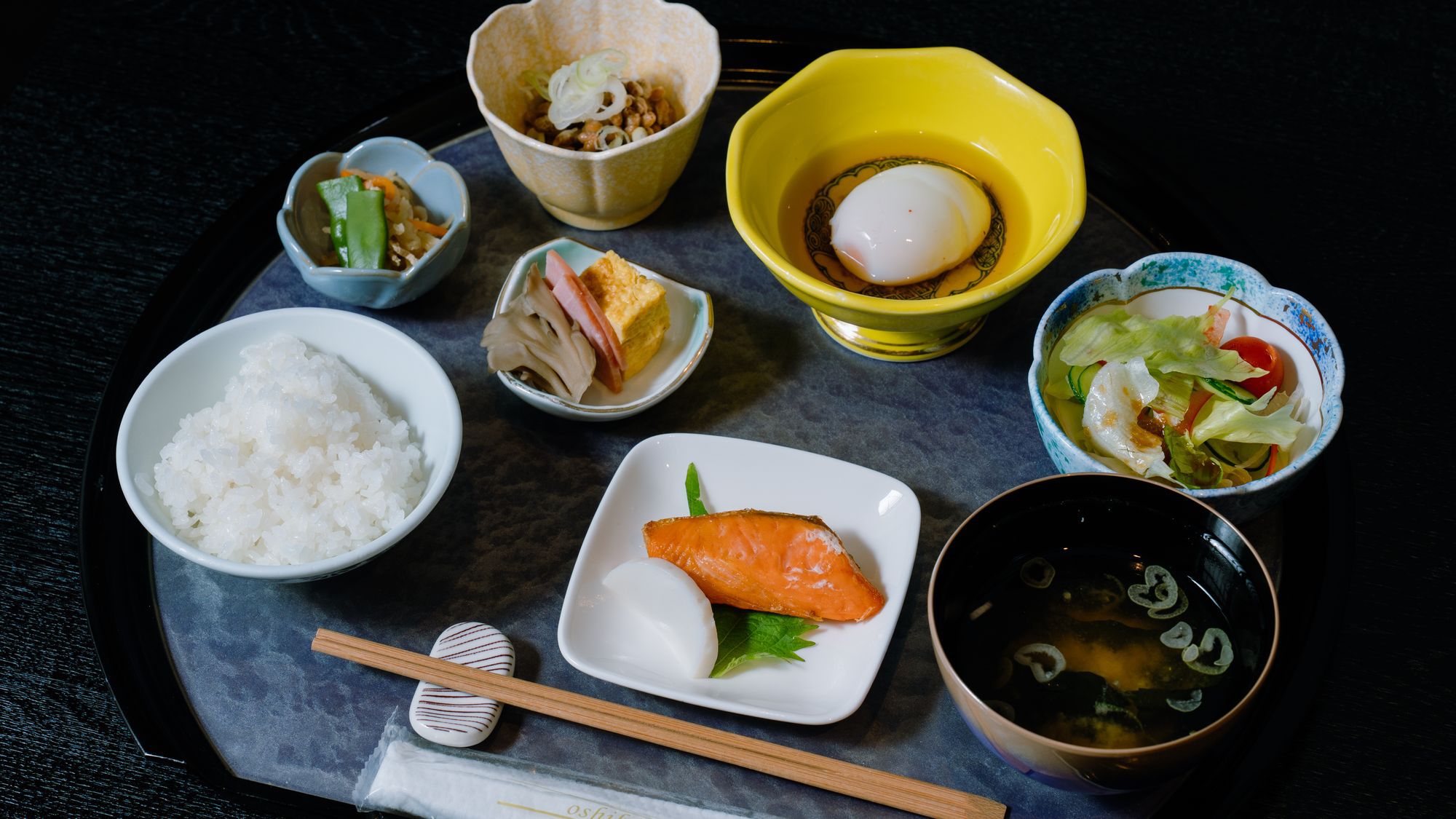 ＜木曜限定！＞日光HIMITSU豚ソーセージ＆特製カレー膳付き夕朝軽食プラン＋貸切露天風呂入り放題