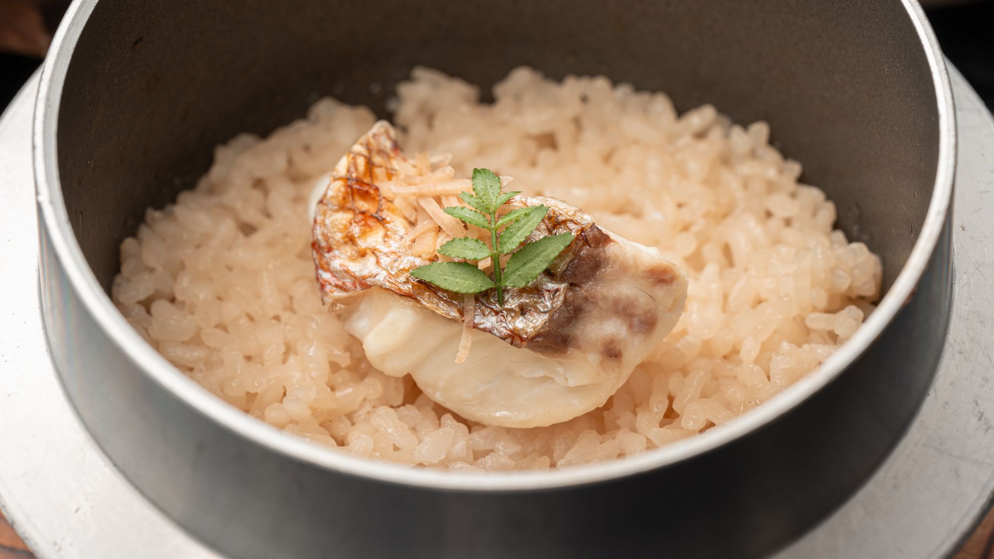 【ご夕食】季節の釜めし※季節や仕入れにより内容は変更となります。