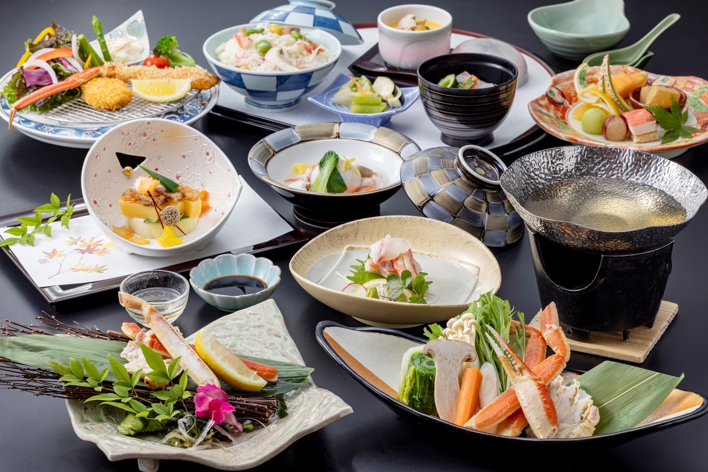 【冬の味覚の代名詞『カニ』でプチ贅沢におススメ♪】カニ御膳プラン＆ご夕食時飲み放題付
