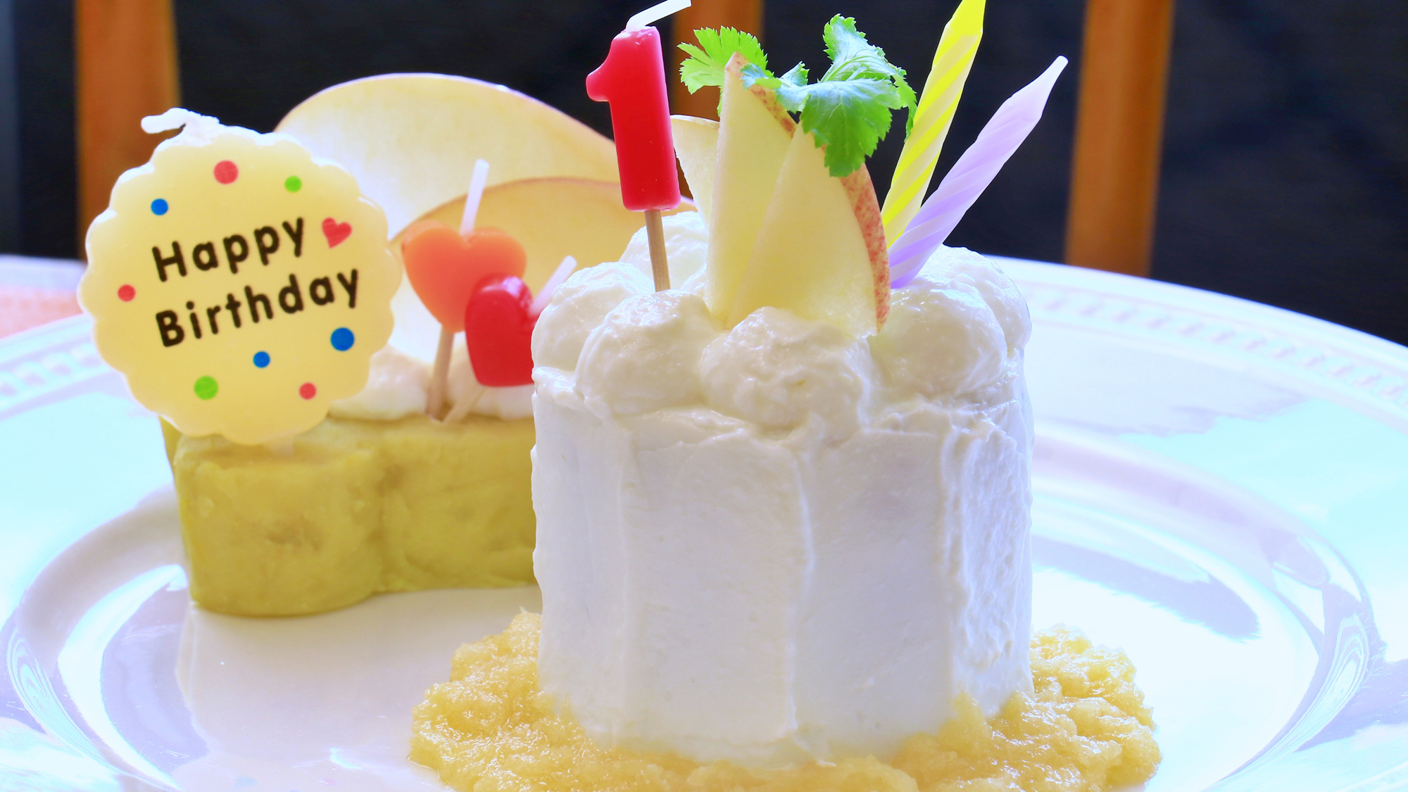 【ワンちゃん別注メニュー】お祝いケーキ 誕生日ver.（税込2,000円）