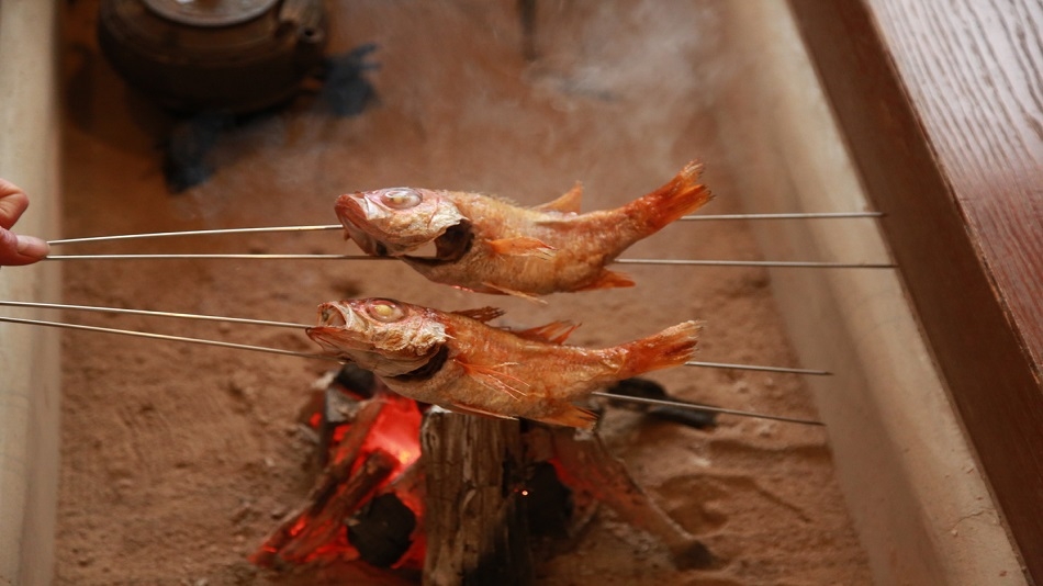 【のどぐろ付き】ぴくぴく動く！ほんのり甘い　◆活イカ会席◆  朝・夕個室食