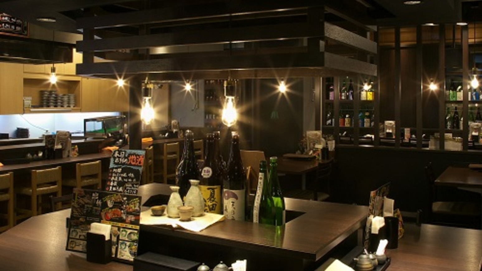 【秋田得旅】夜は秋田の逸品＆地酒飲み比べプラン【素泊】