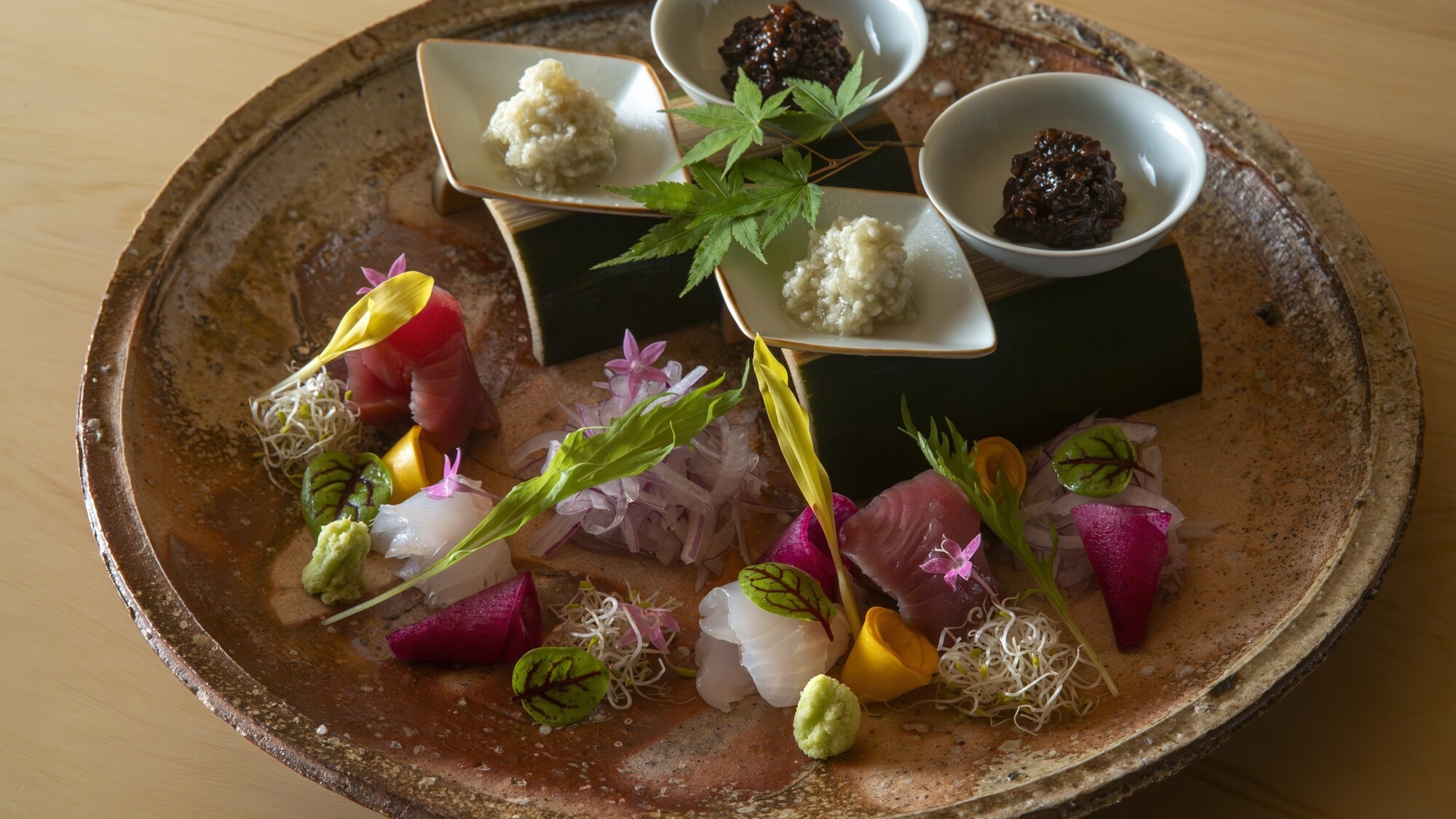 日本初進出バンヤンツリーを体験 〜能舞台をながめつつお食事を〜【夕朝食付】