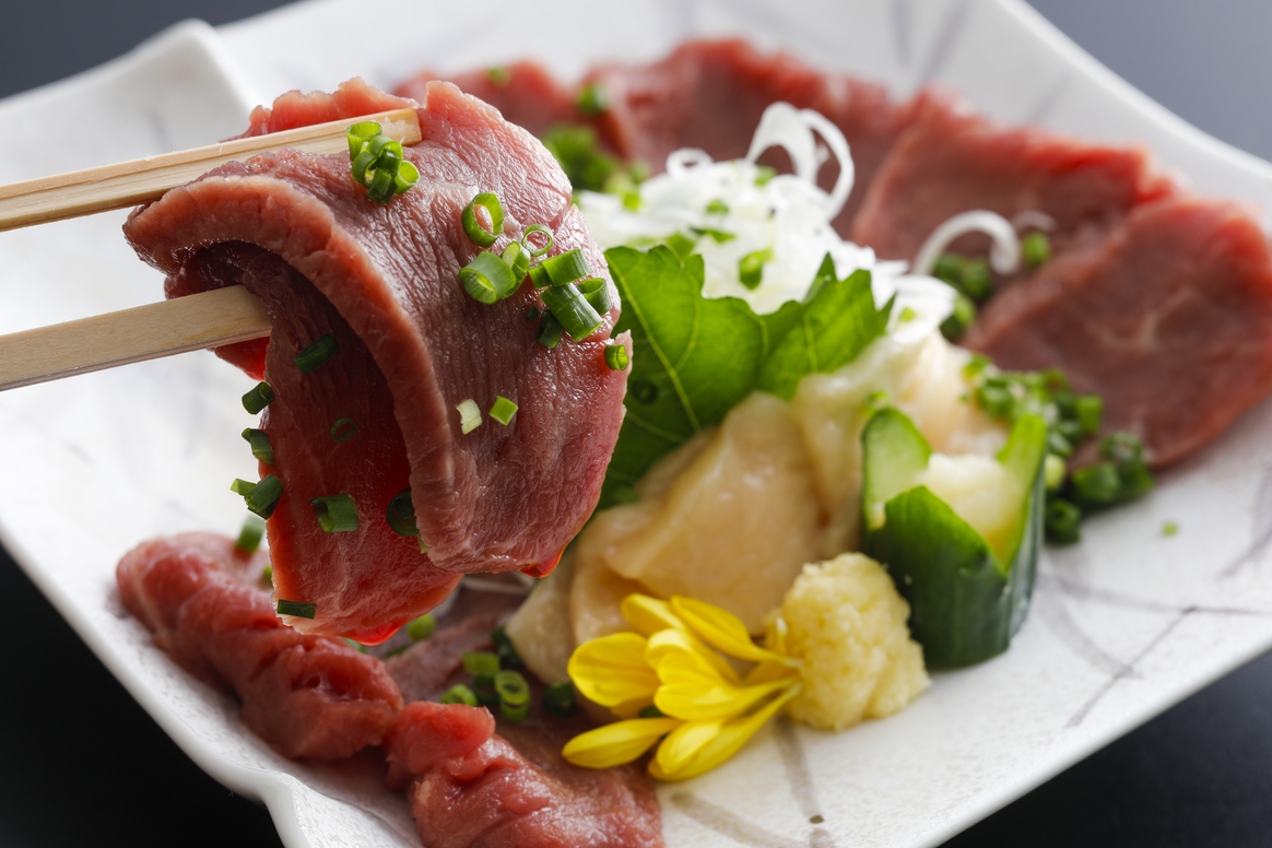 [本館でも人気のプランを〜The ONE〜でも]甲州名物【馬刺し】or【鮑の煮貝】チョイスプラン♪