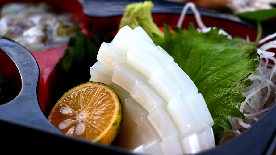 【朝食付】朝の活力をボリューム満点の和御膳で☆レイトチェックイン22時OK！