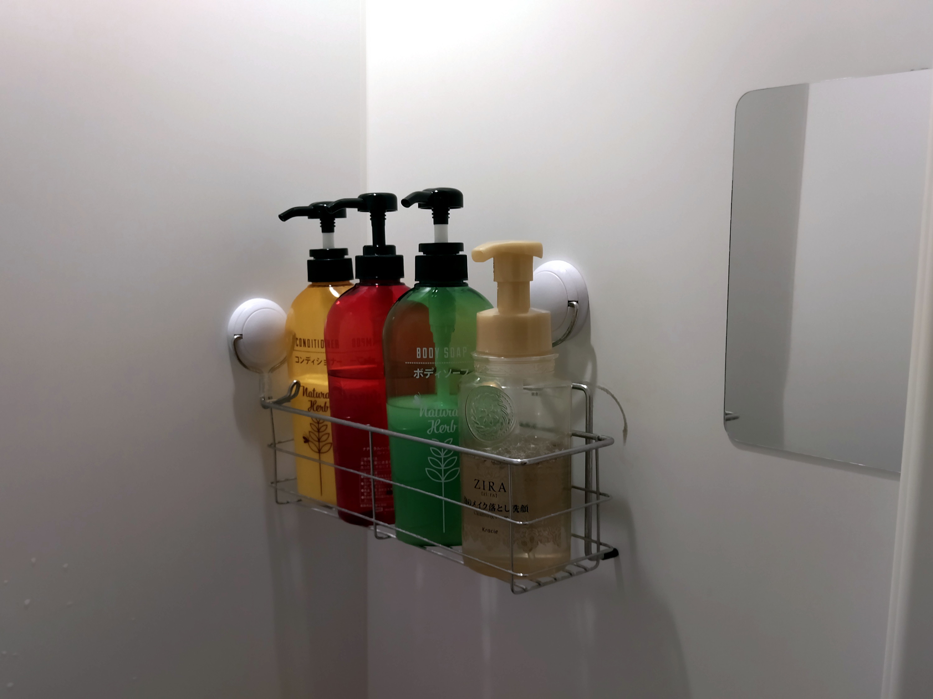 共用シャワー・トイレのご案内