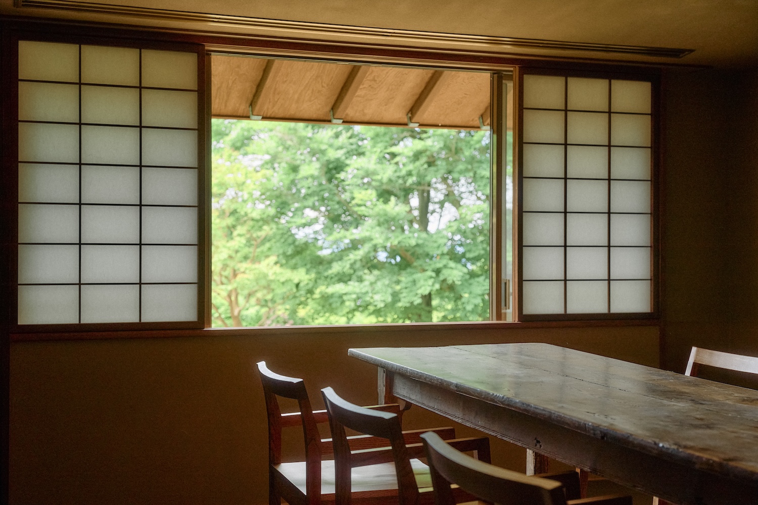 ダイニング　華の間