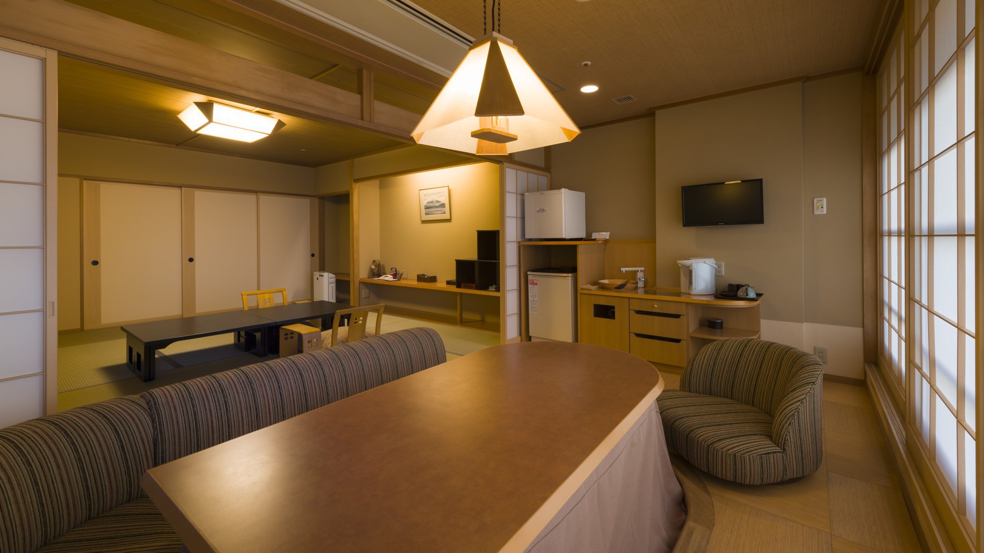 【禁煙】ゆらく山彦亭「話楽（わらく）」談話室