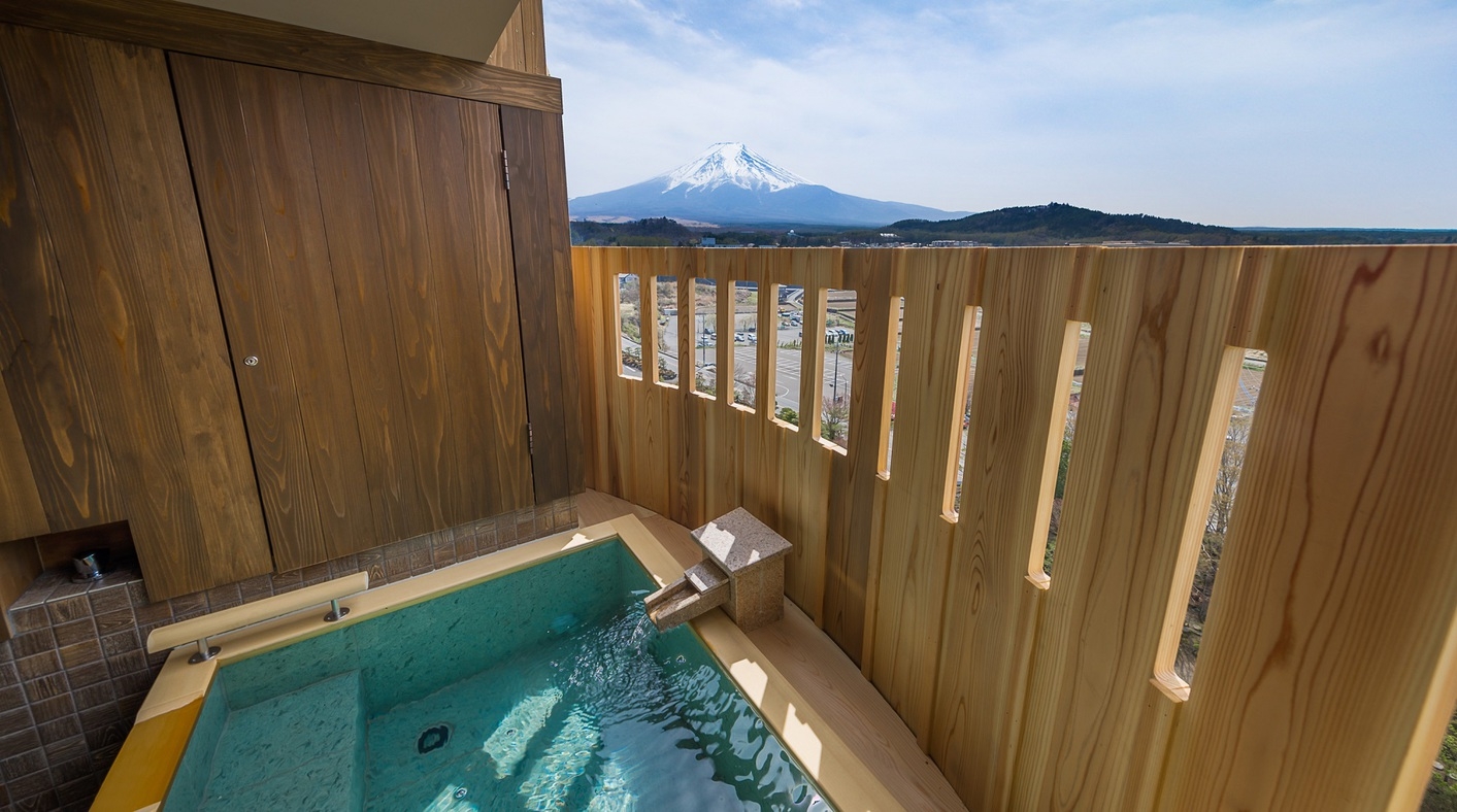 【LUXDAYSベストレート】富士山眺望の新露天風呂付客室「燦里」（さんり）☆極上の美食プラン 