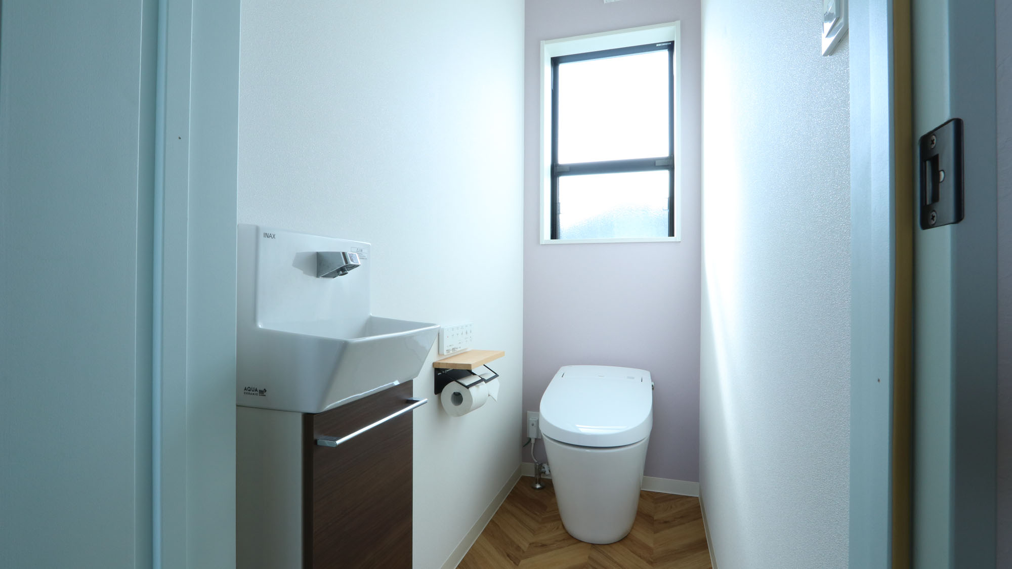 建物内はゆったりとしたつくり*