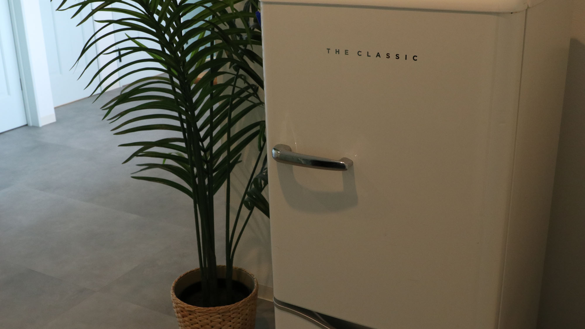 共用の冷蔵庫がございます。*