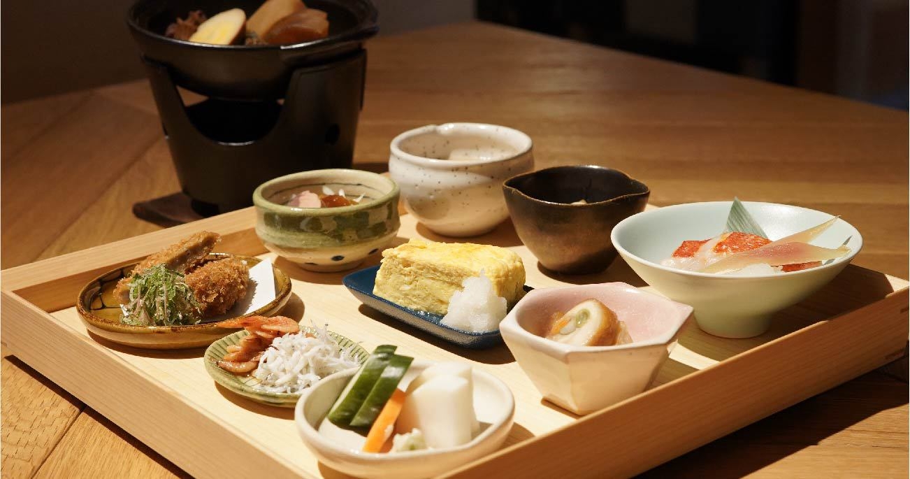 【秋冬SALE】-伝統美に包まれて、上質な寛ぎを-〈フロント棟3部屋〉1泊朝食付き