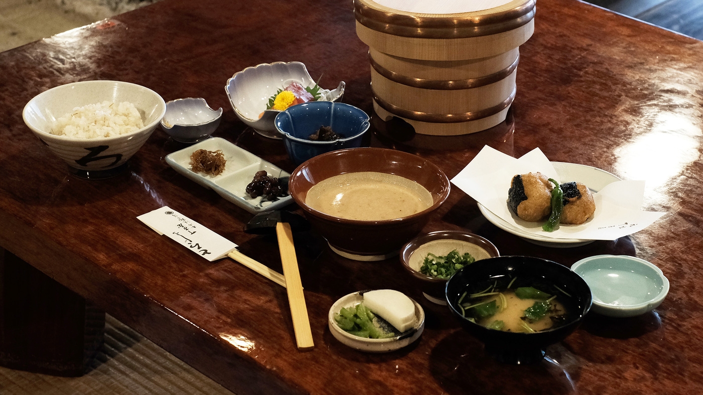 ■土日祝限定 -とろろ汁の丁子屋プラン-〈フロント棟3部屋〉1泊2食付き
