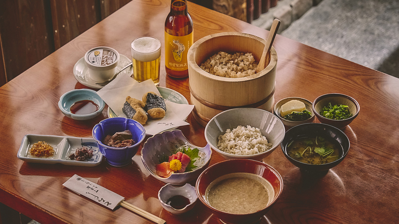【土日祝限定】ご夕食は -とろろ汁の丁子屋-［夕朝2食付］＜フロント棟＞