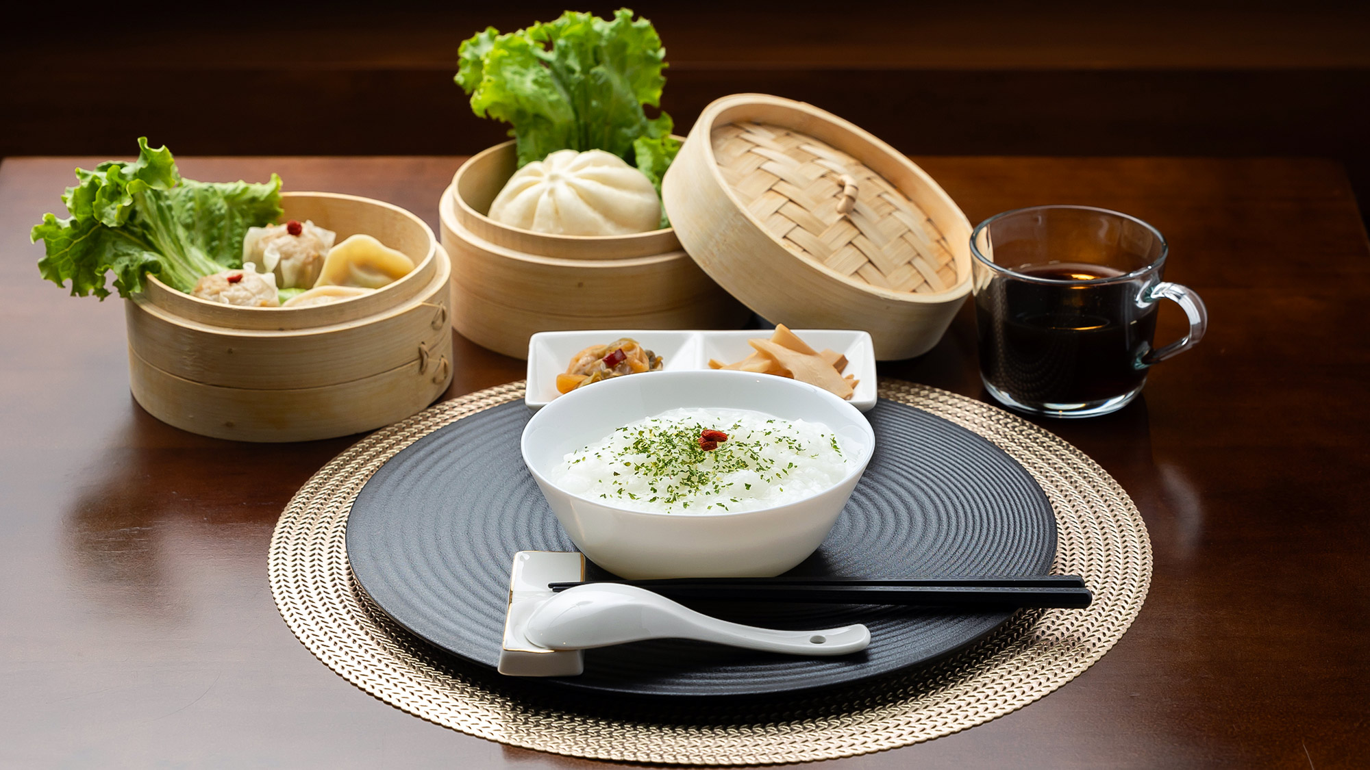 ・【中華朝食一例】中華がゆや天津などのセット。偶数日にお出ししております