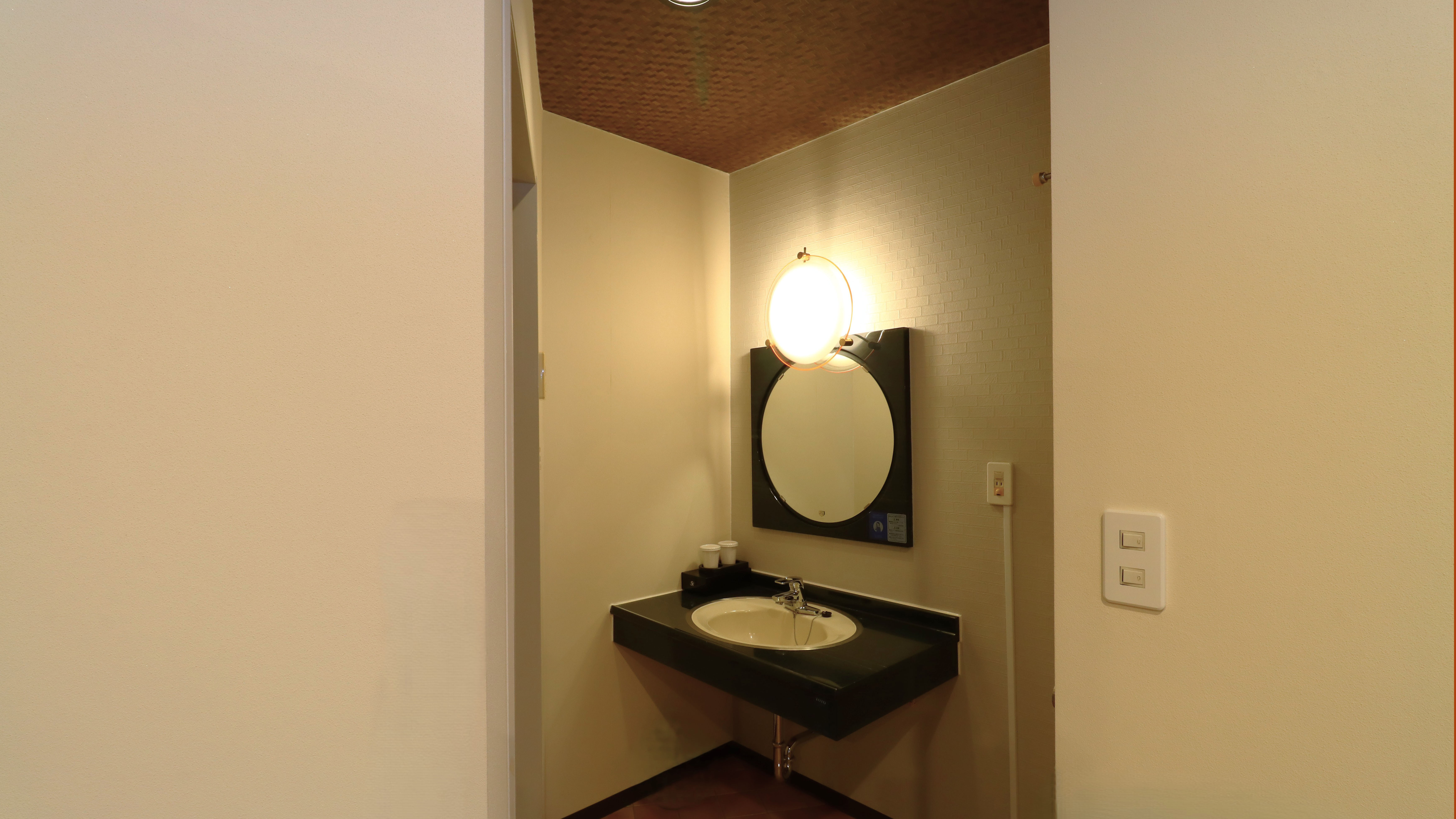 デラックスクイーン　洗面台