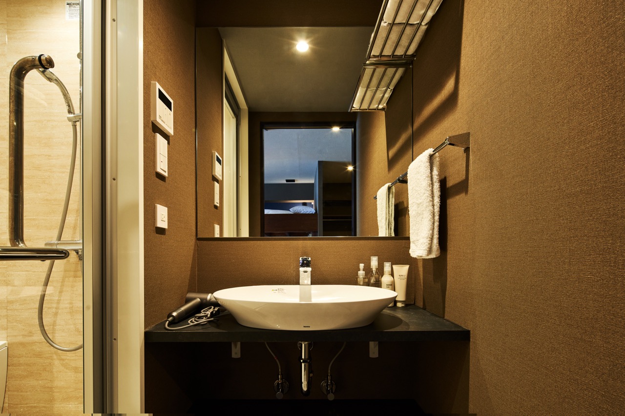 デラックスアパートメント_洗面台