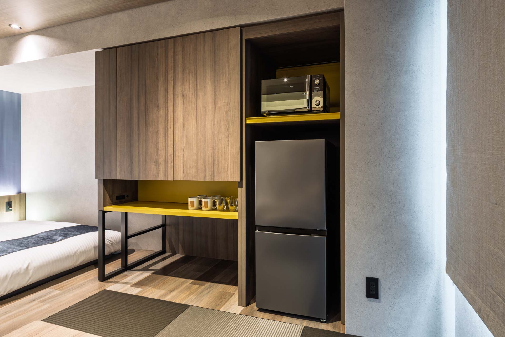 【ファミリー和洋室】小さなお子様連れに嬉しい布団付のお部屋。和の落ち着きと洋の快適さが調和した空間