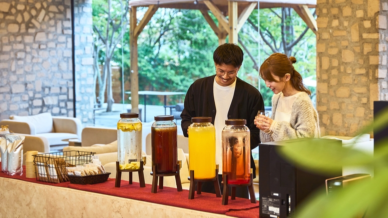 【朝食付】焼きたてパンで始まる贅沢な朝♪夕食は自由に楽しむアクティブステイ