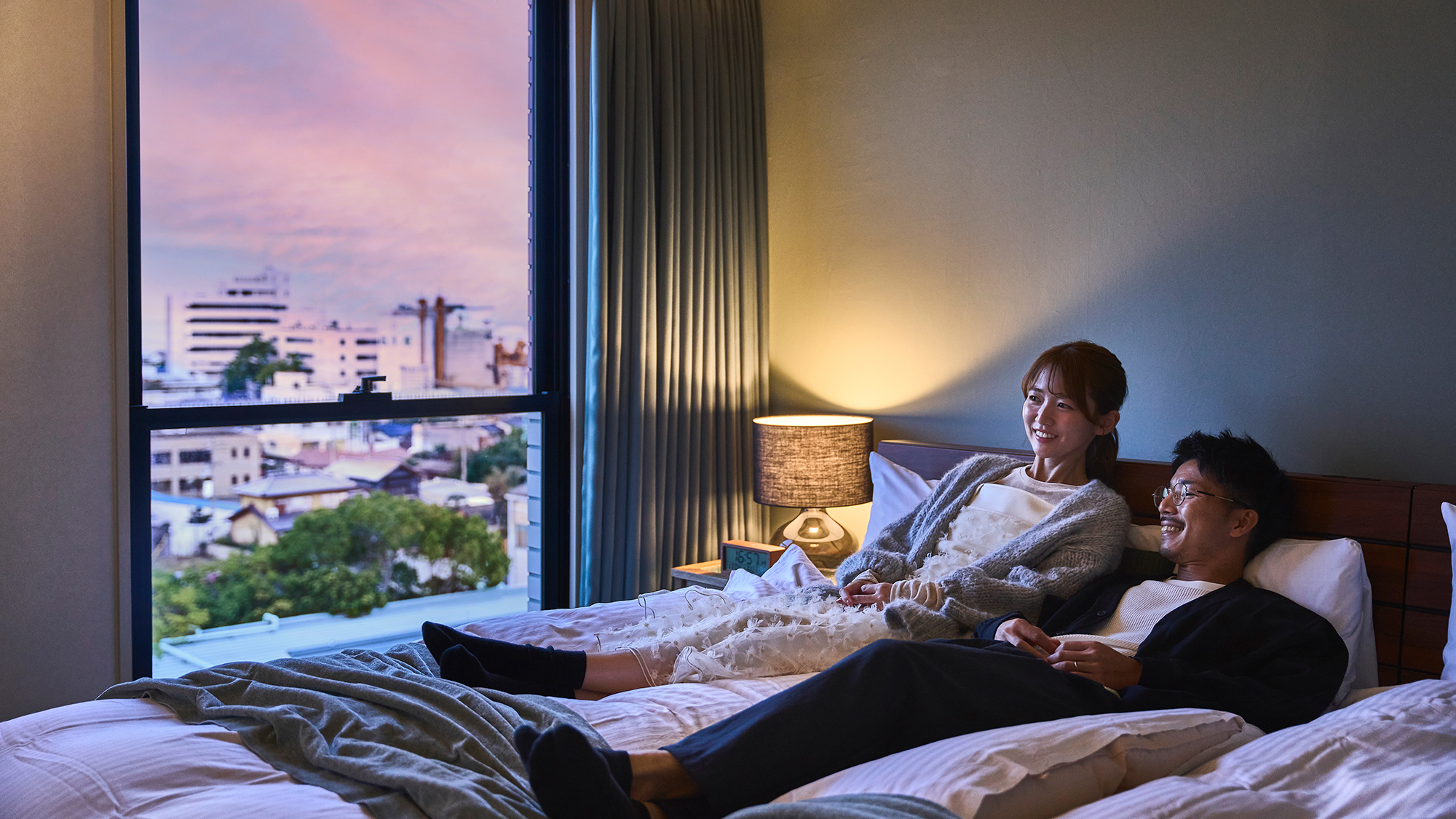 暮れゆく空をともに眺めながらの、&ldquo;なにもしない&rdquo;時間も、ここだけの粋な過ごし方