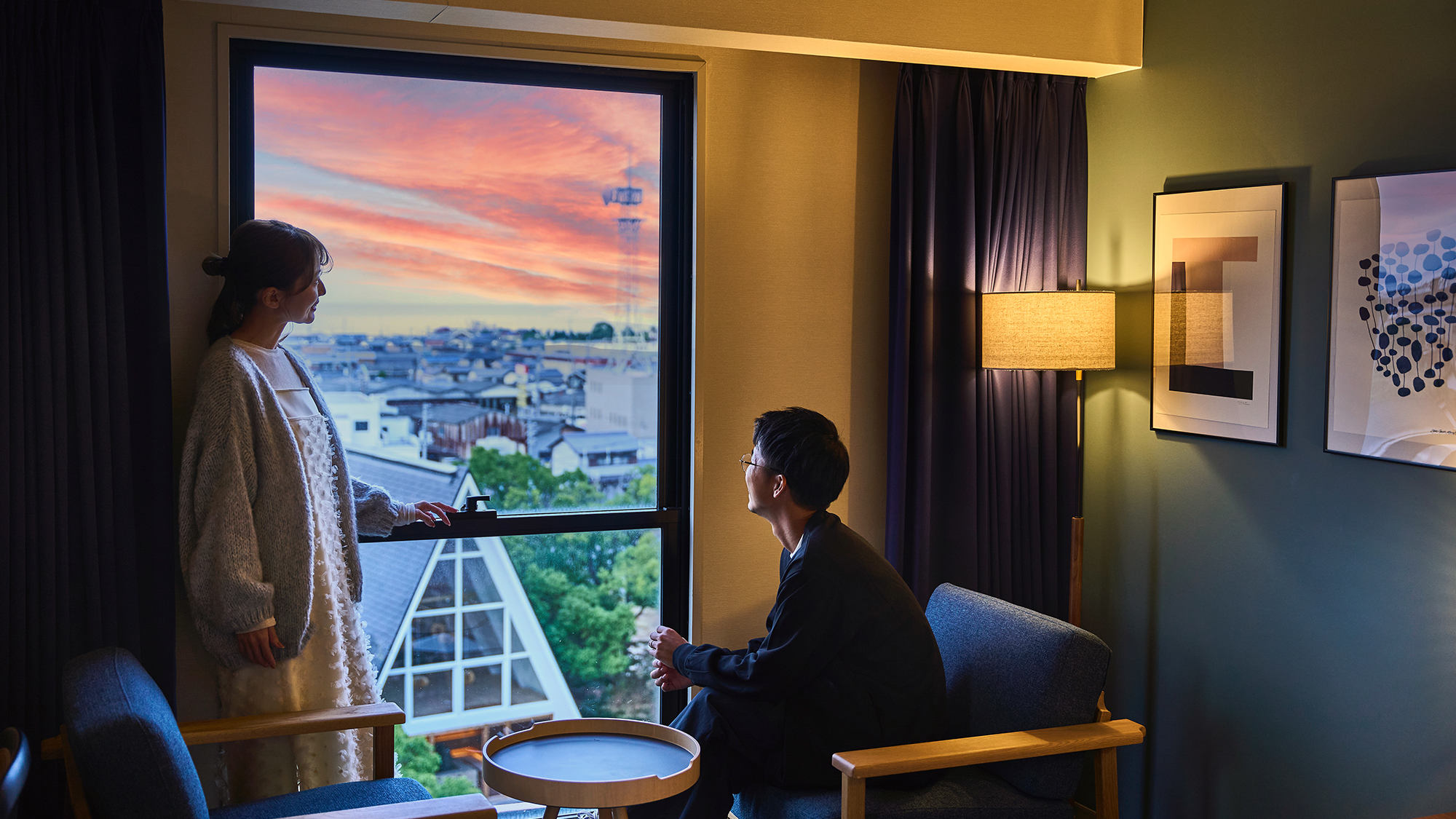 暮れゆく空をともに眺めながらの、&ldquo;なにもしない&rdquo;時間も、ここだけの粋な過ごし方