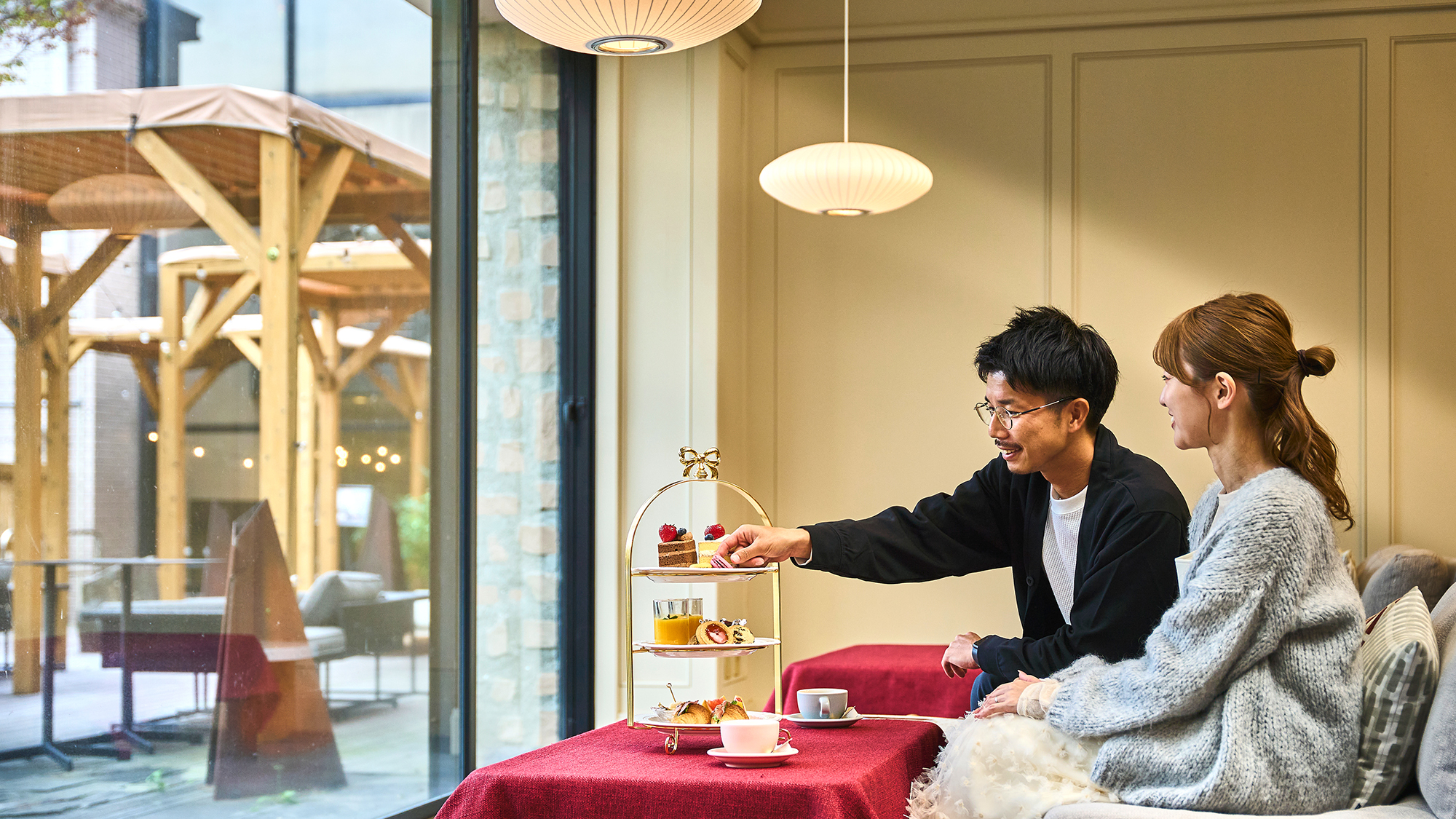 【アフタヌーンティー】どこでもお好きなところで、優雅なティータイムを♪（有料）