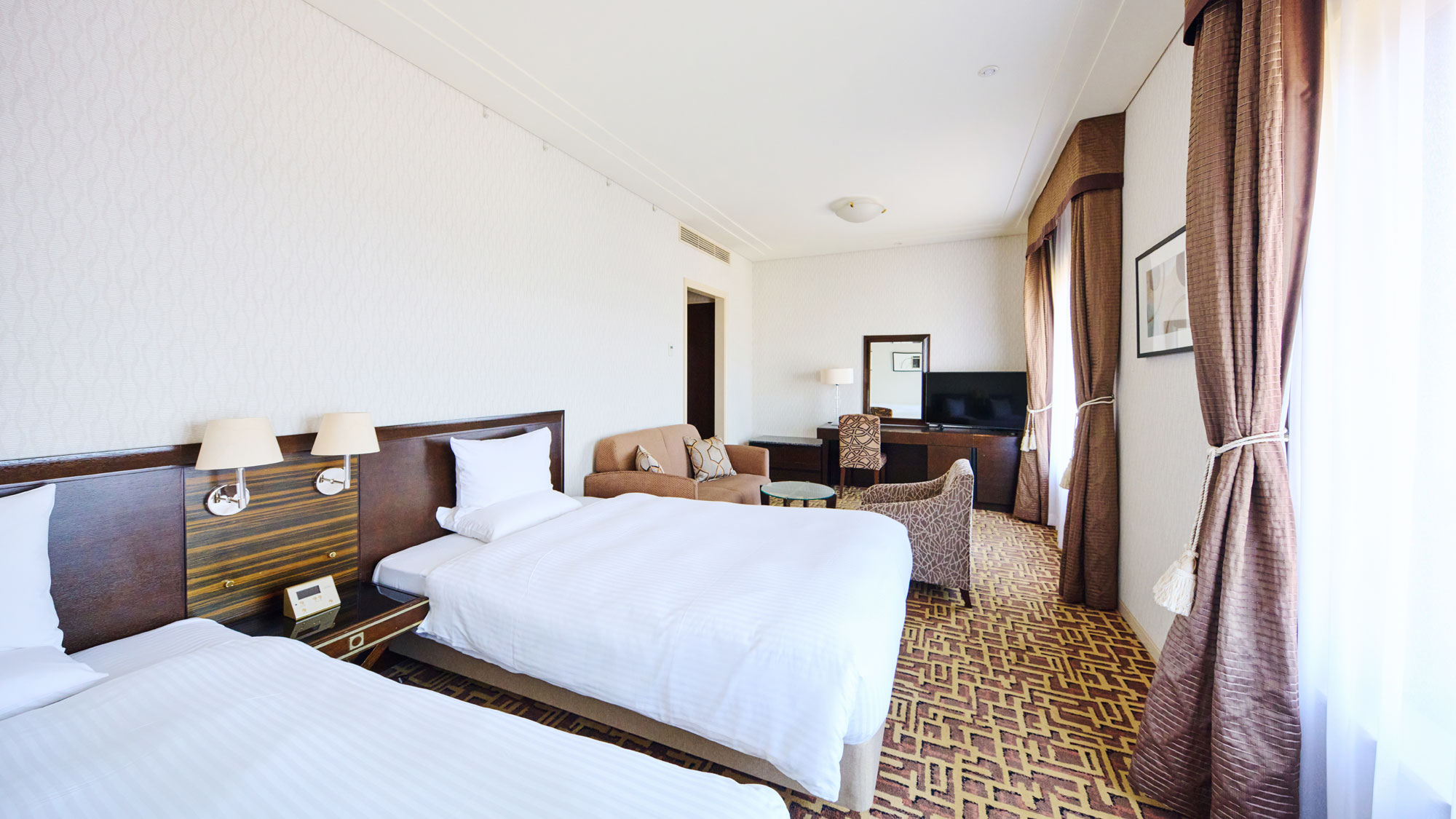 スーペリアツイン_昼の室内3